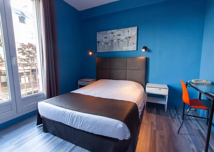 Hotel De L\'Univers