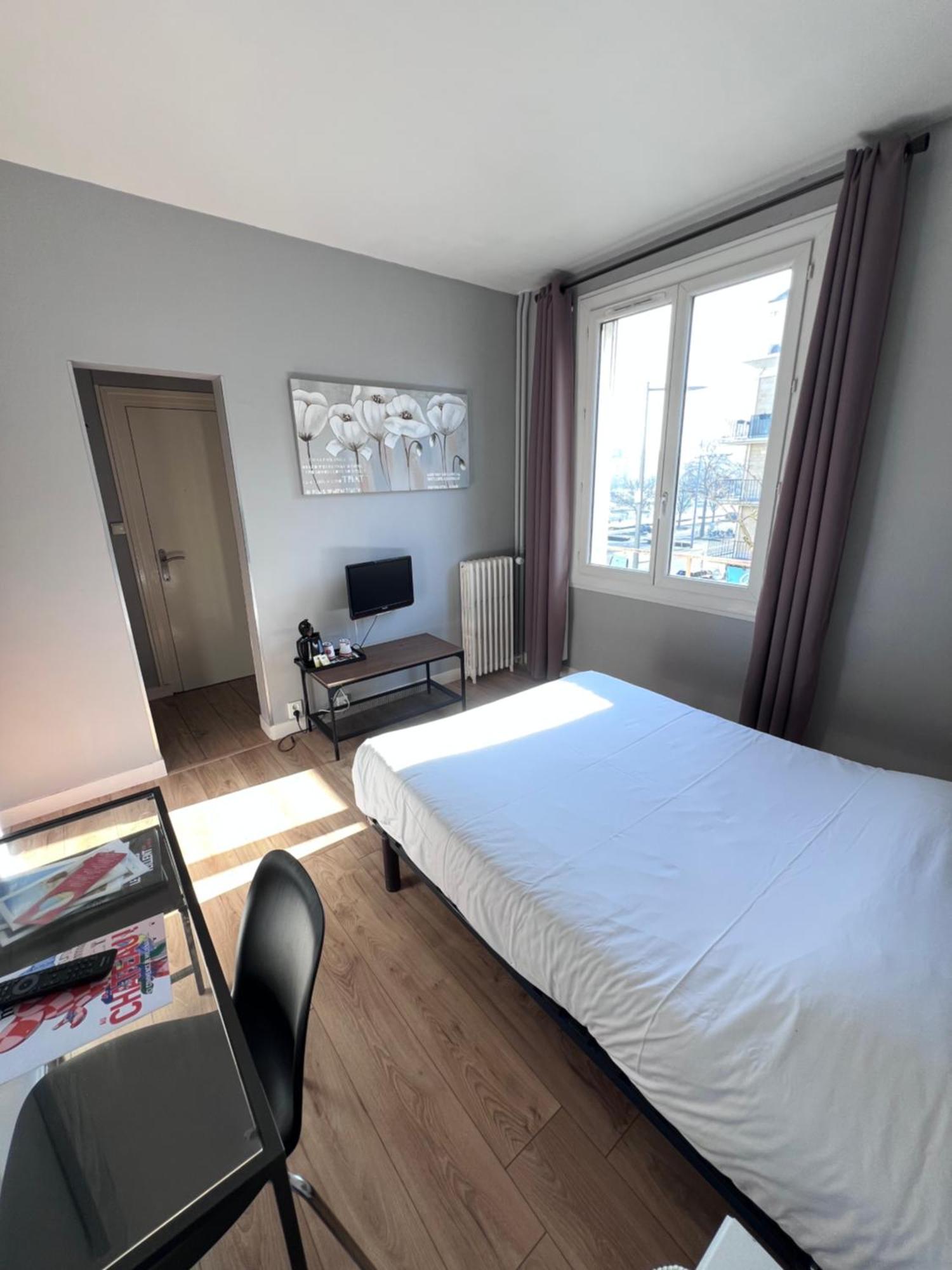 Hotel De L'univers Caen